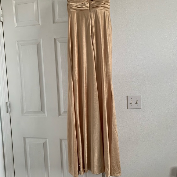 NWT ASOS DESIGN BANDEAU TUCK DRAPE MAXI DRESS IN GOLD - Picture 8 of 11